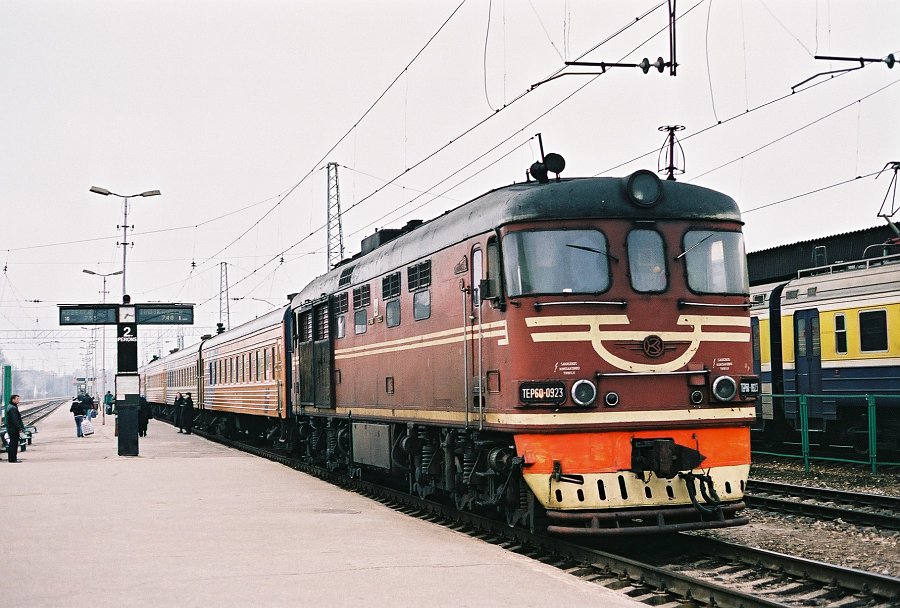 TEP60-0923 (Lithuanian loco)
16.03.2007
Rīga Pasažieru
Schlüsselwörter: riga-skirotava