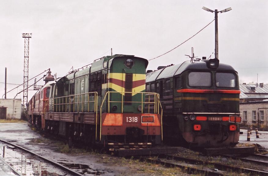 ČME3-3946 & M62-1079 (EVR ČME3-1318 & M62-1104)
10.2004
Tallinn-Kopli depot

