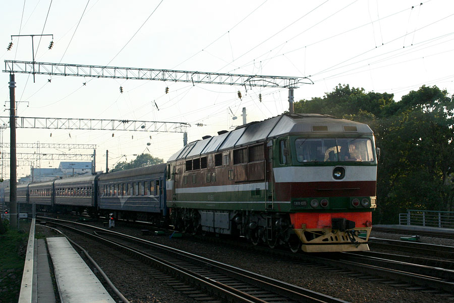 TEP70-0375 (Belorussian loco)
12.07.2010
Vilnius
