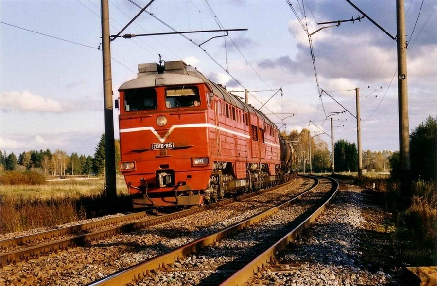 2TE116-1615 (Russian loco)
02.10.2004
Kulli
