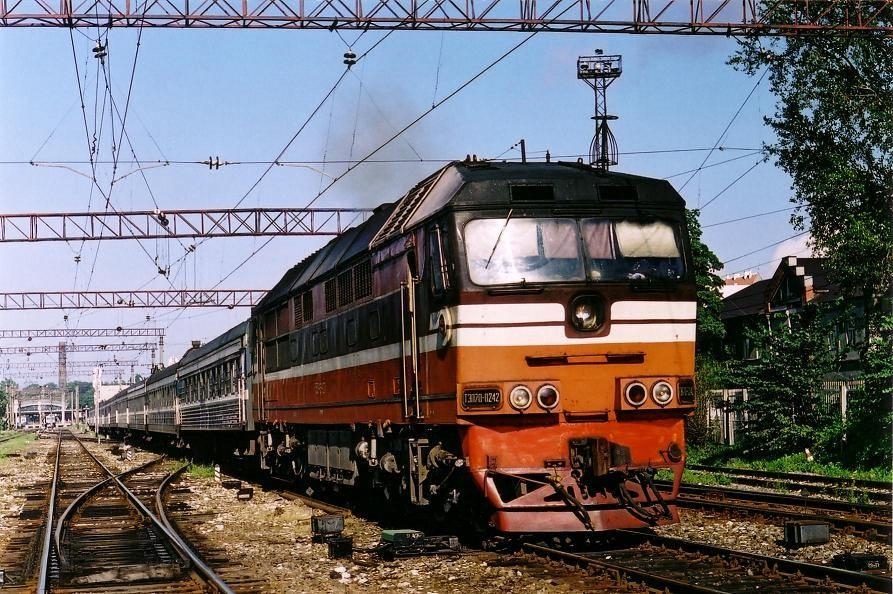 TEP70-0242 (Russian loco)
09.08.2004
Tallinn-Balti
