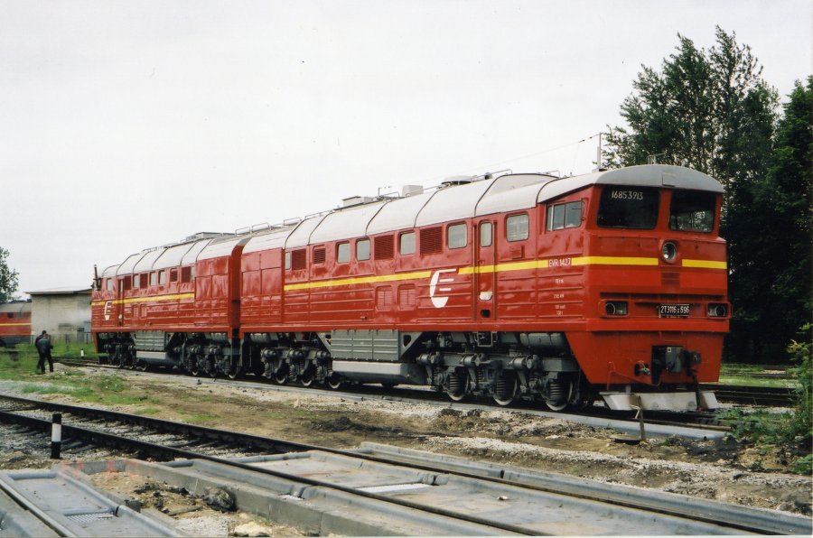 2TE116- 696 (EVR 2TE116-1427/1428) after arriving from Ukraine
06.2001
Tapa depot
