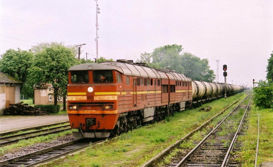 2TE116- 634 (Russian loco)
24.06.2004
Tapa
