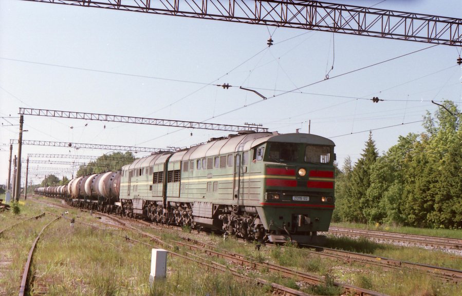 2TE116- 612 (Russian loco)
07.2003
Lagedi
