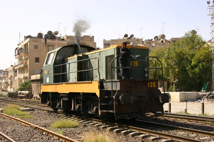Shunting loco 105
04.10.2009
Aleppo
