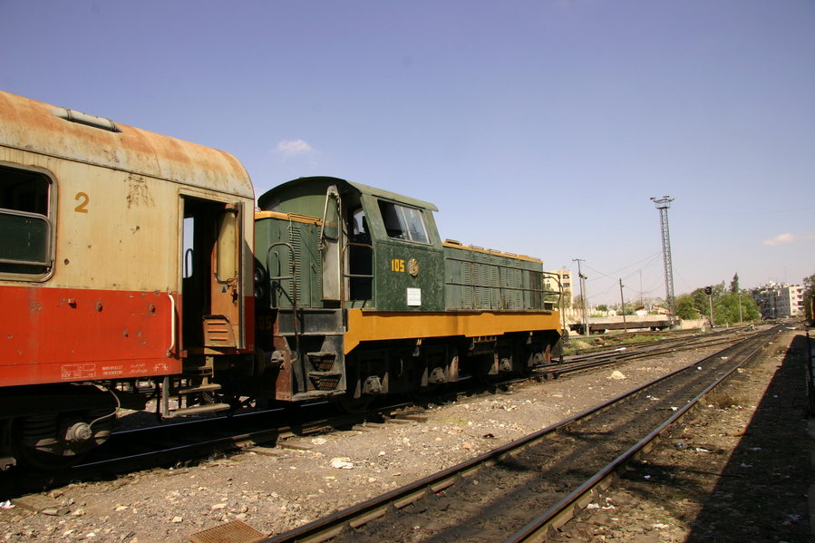 Shunting loco 105
05.10.2009
Aleppo
