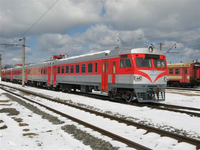 ER9M- 532
27.03.2008
Elektrinių traukinių depas
Võtmesõnad: elektriniu traukiniu