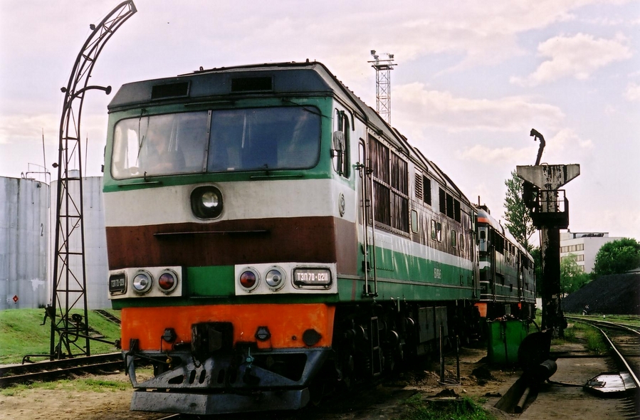 TEP70-0211 (Belorussian loco)
05.08.2004
Vilnius
