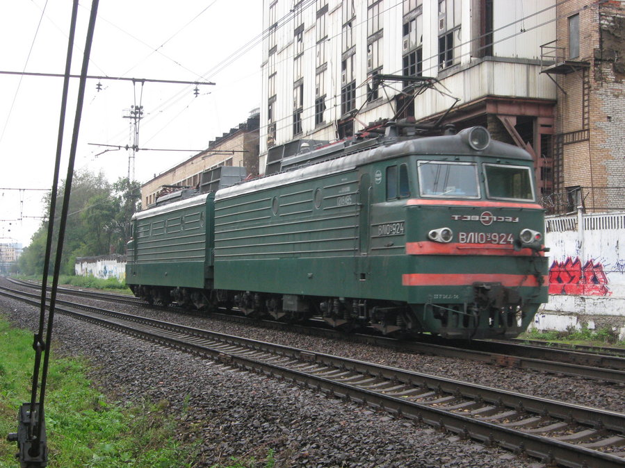 VL10U- 924
11.08.2008
Moscow, Belorusskii statio - Sveljovskaja
