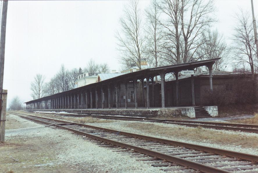 Haapsalu station
12.12.1997
