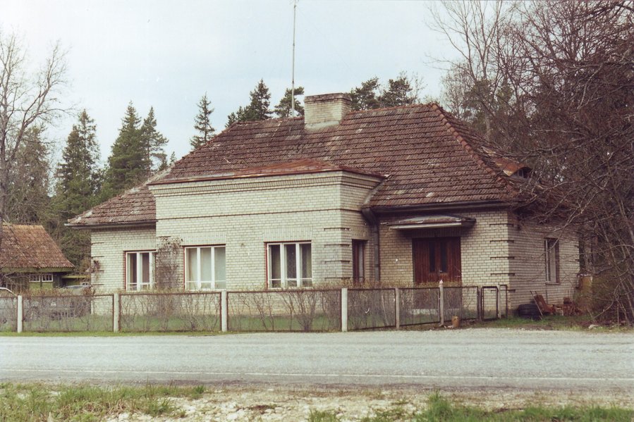 Koikse station
01.05.2001
