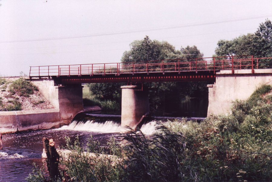 Nevežys river bridge
07.06.1989
Panevežys - Medikoniai

