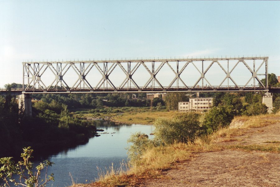 Narva river bridge
12.08.1997

