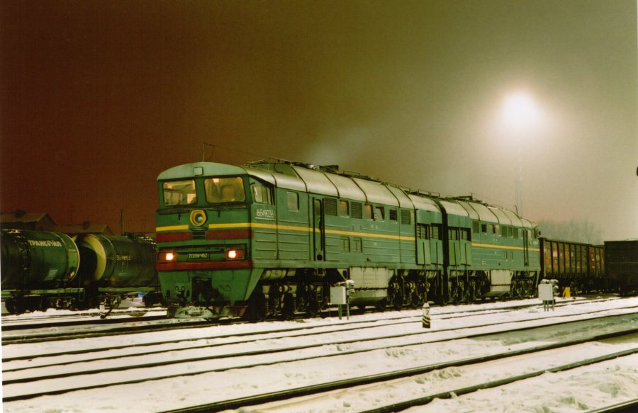 2TE116- 452 (Russian loco)
31.12.2005
Narva
