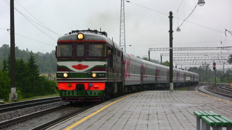 TEP60-0750 (Belorussian loco)
03.07.2011
Naujoji Vilnia
