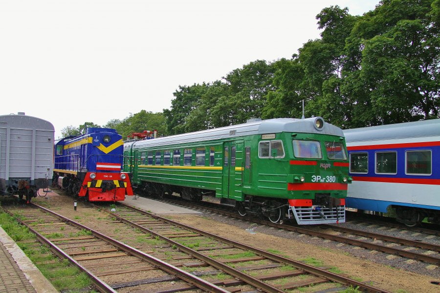 ER9M- 380
17.07.2013
Vilnius railway museum
