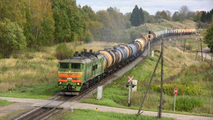 2TE10U-0389 (Belorussian loco)
06.10.2012
Skaista
