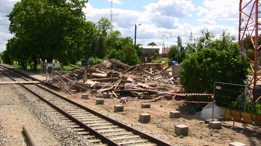 Dismantled Kohila station building 
29.06.2012
