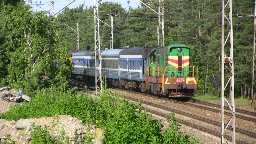 ČME3-5380/4325 (EVR CME3-1327/1337) with tourist train
26.06.2011
Järve - Rahumäe
