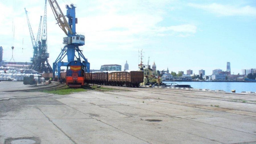 ČME3-3946
06.2011
Batumi port
