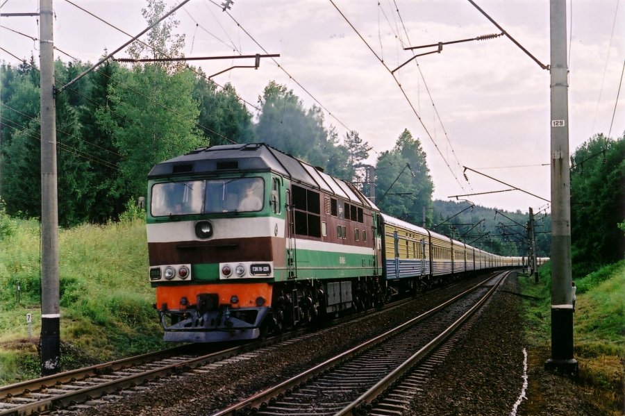 TEP70-0211 (Belorussian loco)
05.08.2004
Pavilnys
