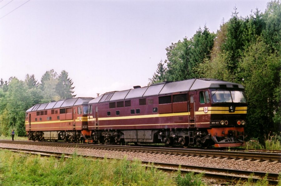 TEP70-0233+0268 (Latvian locos)
23.08.2004
Kaarepere
