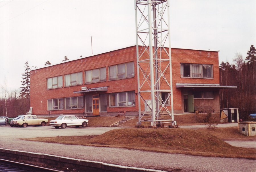 Pärnu-Kaubajaam station
13.04.1999
