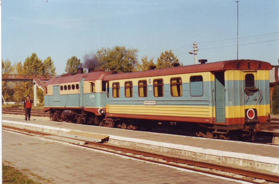 Demihhovo passenger car+TU2-150
17.09.1999
Panevežys
