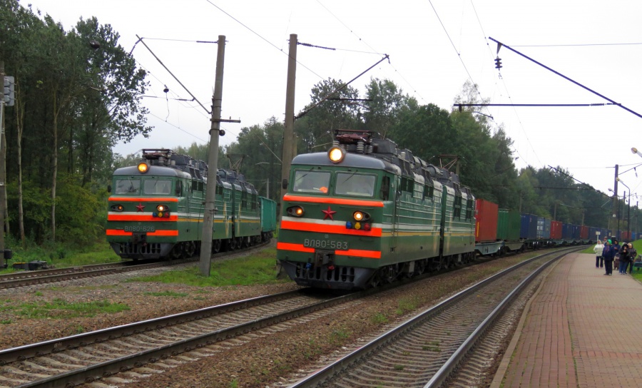 VL80s-626 & 583
28.09.2018
Minsk
