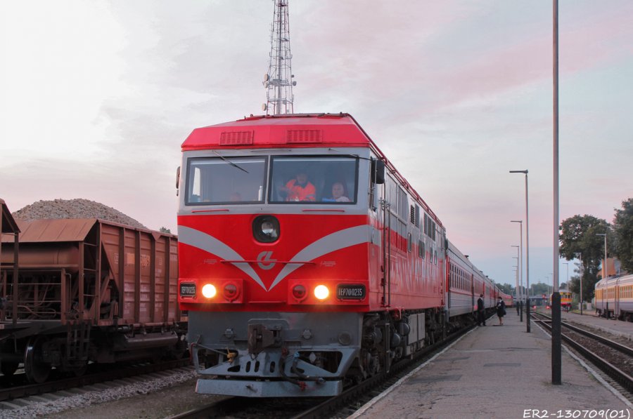 TEP70-0235 (Lithuanian loco)
18.08.2013
Daugavpils
Võtmesõnad: daugavpils