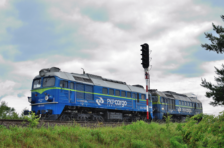 ST44-1240 + 1204 (Modernized M62 locos)
01.06.2012
Kędzierzyn-Koźle Przystanek‎
