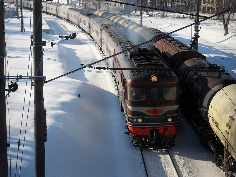 TEP60-0780 (Belorussian loco)
09.02.2012
Vilnius
Võtmesõnad: TEP60 TEP60-0780