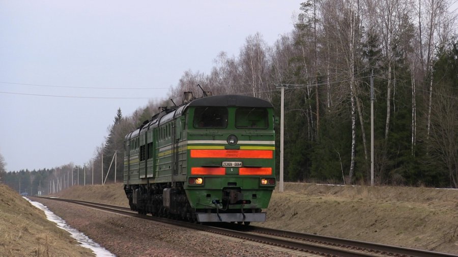 2TE10U-0064 (Belorussian loco)
17.04.2013
Stasylos - Beniakainys
