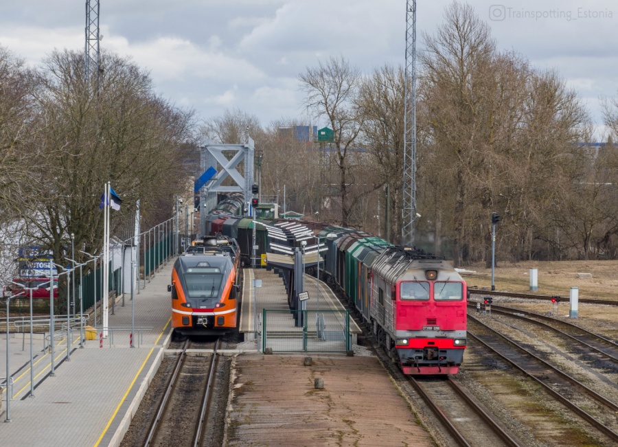 2431 & 2TE116U-0269 (Russian loco)
03.04.2021
Narva
