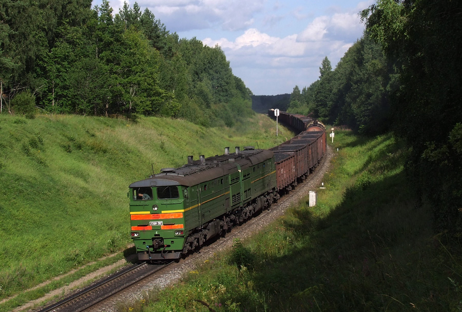 2TE10M-3107 (Belorussian loco)
28.07.2009
Izvalda - Naujene
