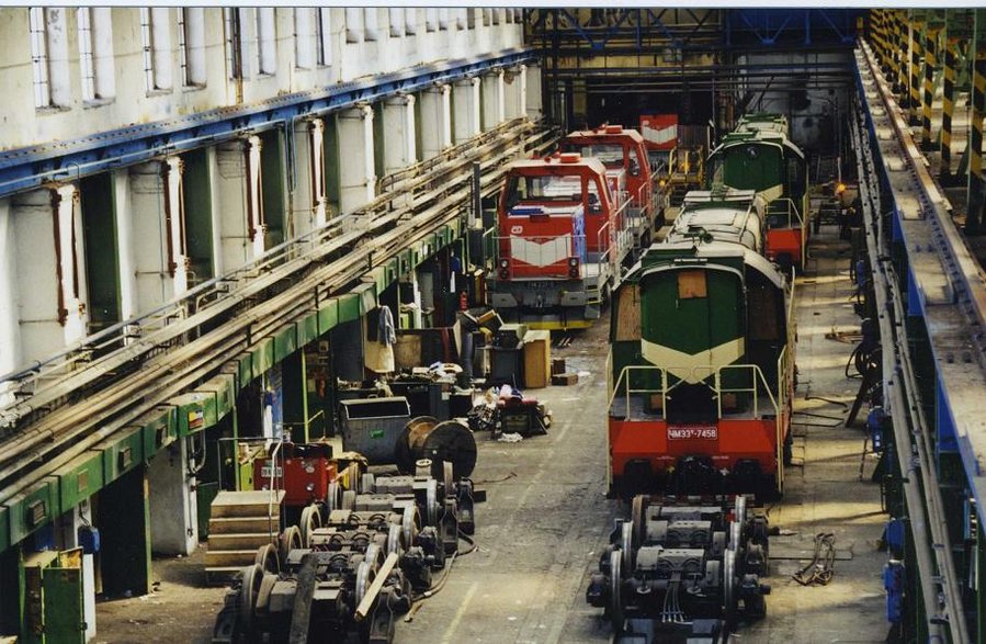 ČME3t-7458+7459 (Estonian locos)
summer 2000
Praha (CKD factory)
