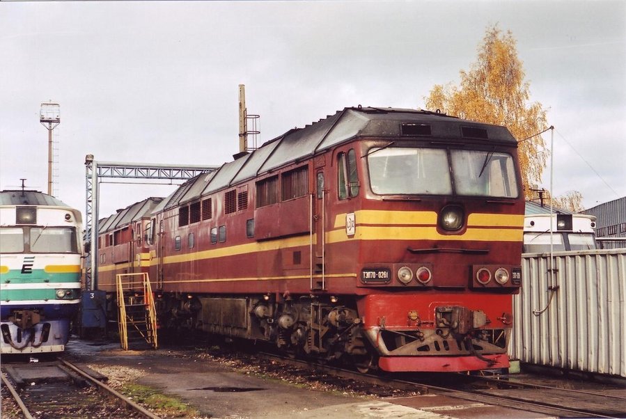 TEP70-0261 (Latvian loco)
10.2004
Tallinn-Väike
