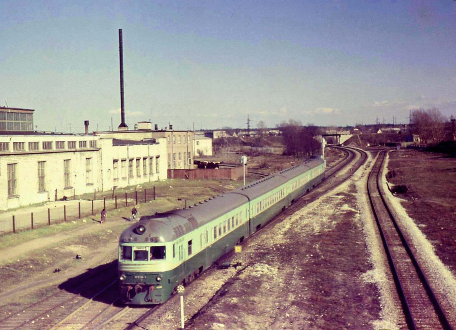 D1-219
05.1971
Tallinn - Ülemiste
