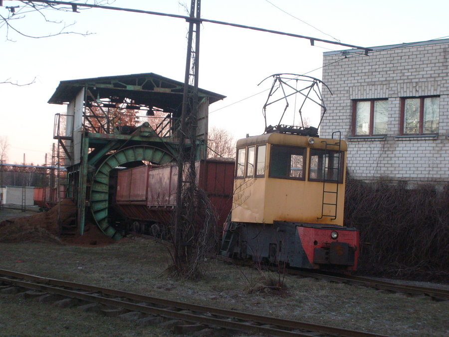 Tootsi narrow gauge unloading station
16.01.2009

