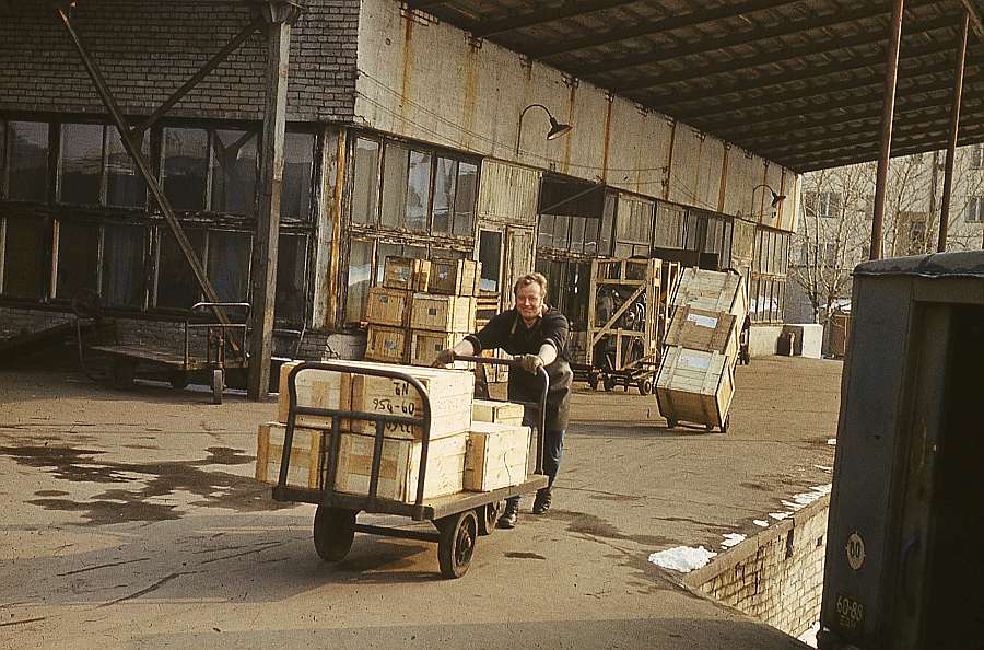 Baggage loading 
03.1976
Tallinn-Balti
