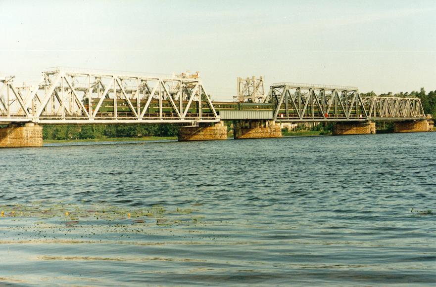 Zilupe river bridge
09.06.1998
Priedaine, Riga - Tukums line
