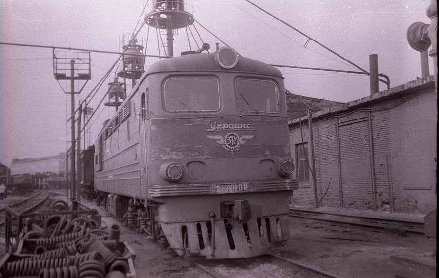 2TE10-011
08.1986
Osnova depot, Harkov
