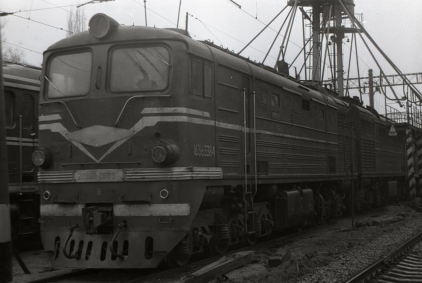 2TE10L-2689
04.1986
Kiev
