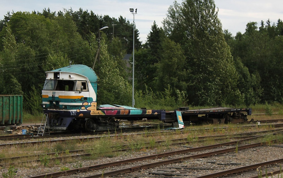 DR1A-225-1 being scrapped
18.07.2013
Tallinn-Väike
