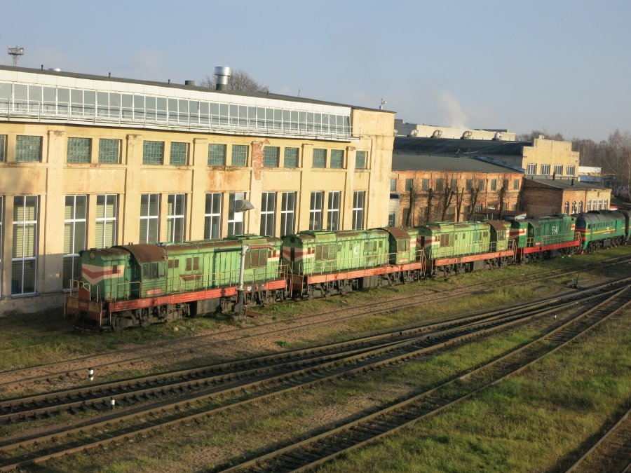 ČME3-3235+3149+3150 (ex Estonian locos, EVR ČME3-1307+1303+1304)
13.11.2013
Rīga-Šķirotava depot
Võtmesõnad: riga-skirotava
