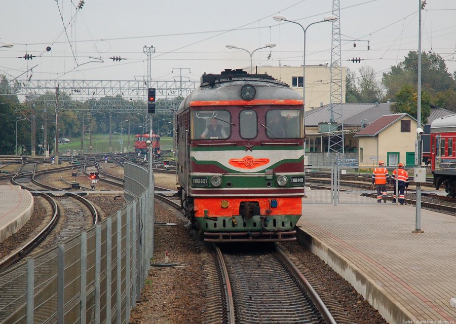TEP60-0429 (Belorussian loco)
09.2010
Vilnius
Võtmesõnad: ТЭП60-0429 ТЭП60 Вильнюс