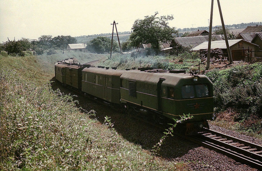 TU2-178
23.07.1990
Podgorodnaja-Gayvoron passenger train
