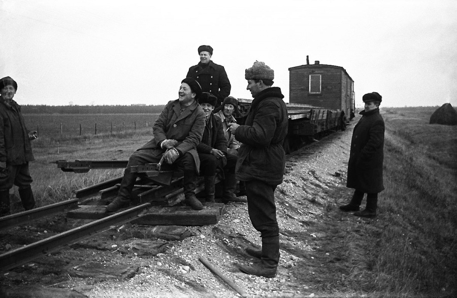Virtsu - Rapla railway dismantling train
10.1968
Lihula
