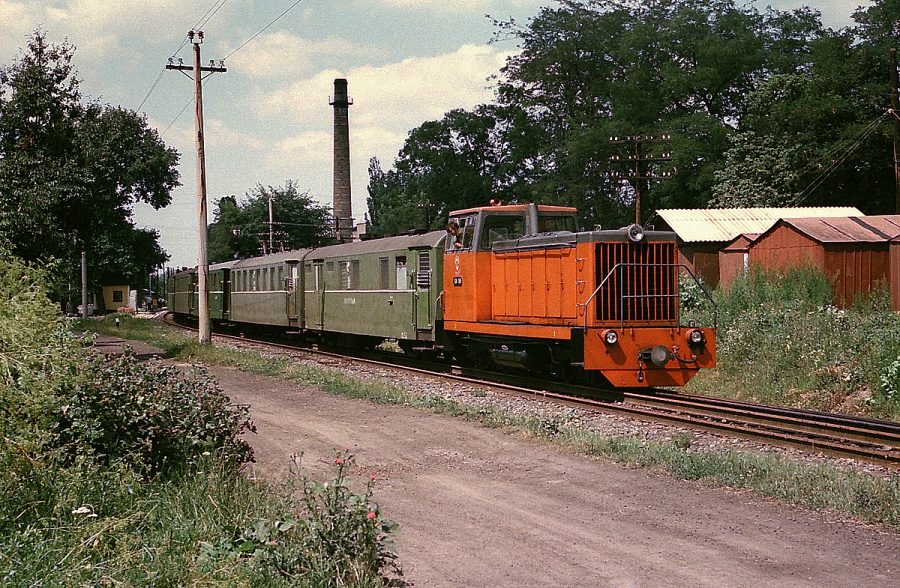 TU7A
23.07.1990
Gayvoron - Podgorodnaja passenger train
