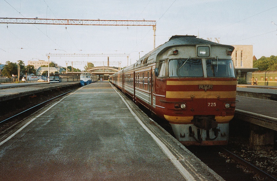 DR1A-225
07.1999
Tallinn-Balti
